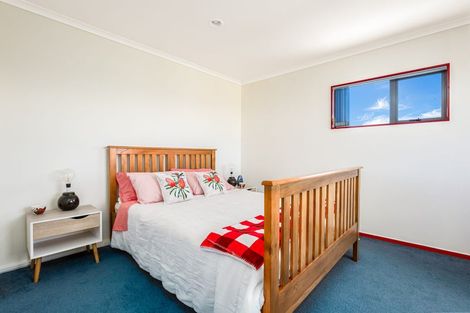 Photo of property in 3 Tolhurst Street, Johnsonville, Wellington, 6037