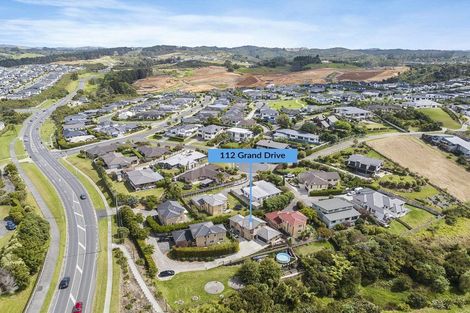Photo of property in 112 Grand Drive, Orewa, 0931