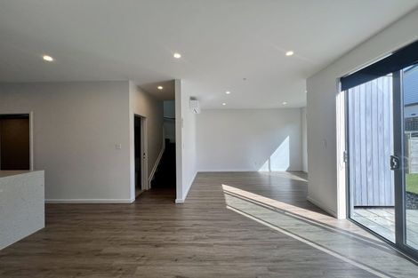 Photo of property in 9 Gunn Way, Hobsonville, Auckland, 0616