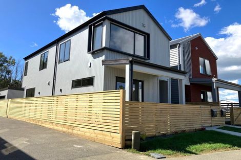 Photo of property in 5 Yellow Pear Lane, Karaka, 2578