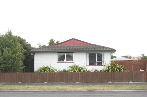 Photo of property in 58 Inwoods Road, Parklands, Christchurch, 8083