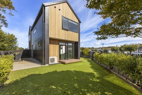 Photo of property in 30 Lochend Street, Musselburgh, Dunedin, 9013