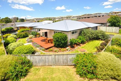 Photo of property in 1 Mcgowan Rise, Tuakau, 2121