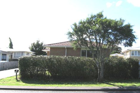 Photo of property in 17 Kotuku Street, Te Atatu Peninsula, Auckland, 0610