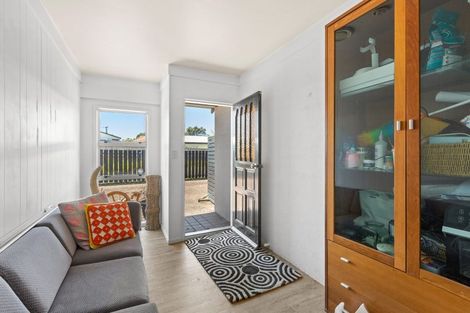 Photo of property in 1/73 Florence Avenue, Orewa, 0931