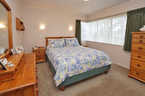 Photo of property in 8 Olwyn Green, Dinsdale, Hamilton, 3204