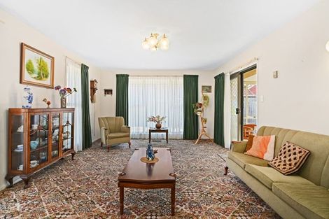 Photo of property in 40 Ambleside Drive, Burnside, Christchurch, 8053