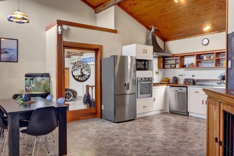 Photo of property in 70 Victoria Street, Hawera, 4610