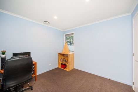 Photo of property in 7 Grand Oaks Drive, Awapuni, Palmerston North, 4412