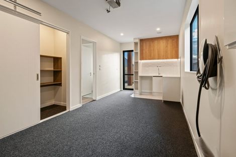 Photo of property in 16 Coopworth Street, Karaka, 2580