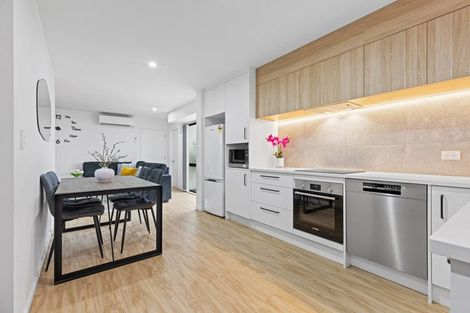 Photo of property in 1/4 Gilberthorpes Road, Islington, Christchurch, 8042