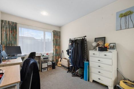 Photo of property in 17d Division Street, Riccarton, Christchurch, 8041