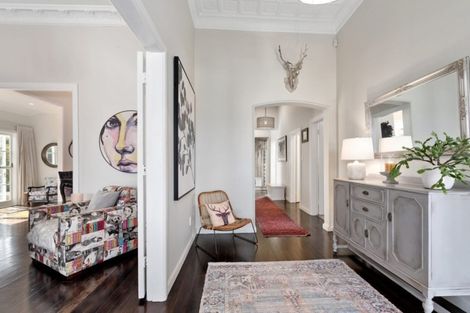 Photo of property in 25 George Street, Riverhead, 0820