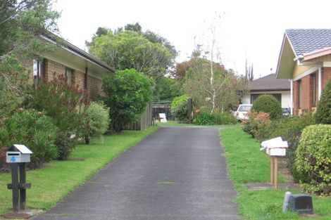 Photo of property in 4 Papatahi Place, Henderson, Auckland, 0610