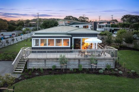 Photo of property in 26 Seatoun Avenue, Leigh, Warkworth, 0985