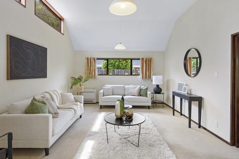 Photo of property in 25 Montclare Avenue, Ilam, Christchurch, 8041