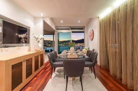 Photo of property in 26 The Crescent, Roseneath, Wellington, 6011