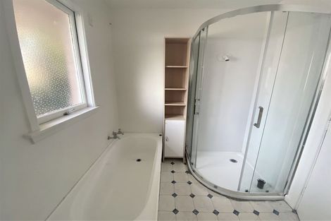 Photo of property in 8 Glenora Place, Hornby, Christchurch, 8042