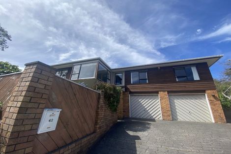 Photo of property in 42 Lakewood Avenue, Churton Park, Wellington, 6037