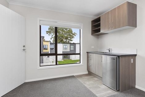 Photo of property in 12 Emmadale Lane, Hamilton East, Hamilton, 3216