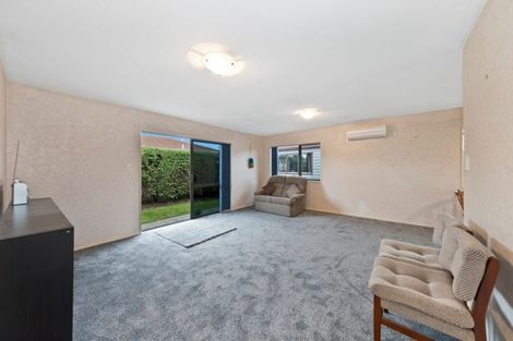 Photo of property in 33 Raupo Street, Bromley, Christchurch, 8062