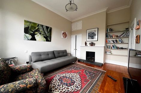 Photo of property in 25 Shoal Bay Road, Devonport, Auckland, 0624