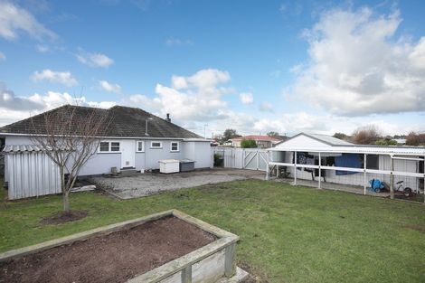 Photo of property in 64 Phillips Street, Sanson, 4817