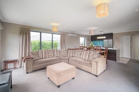 Photo of property in 12 Kingsley Place, Rolleston, 7614