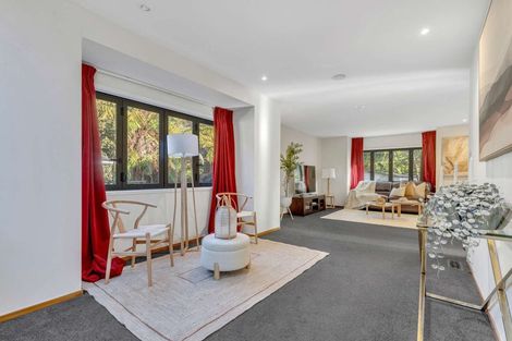 Photo of property in 27 Awatea Terrace, Lynmore, Rotorua, 3010