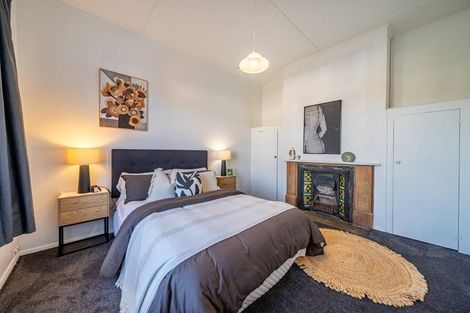 Photo of property in 35 Riddlers Crescent, Petone, Lower Hutt, 5012