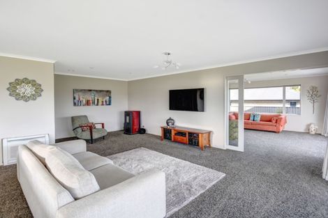 Photo of property in 12 Heathfield Drive, Mosgiel, 9024