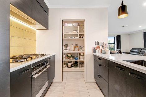 Photo of property in 3 St Julia Court, Helensville, 0800