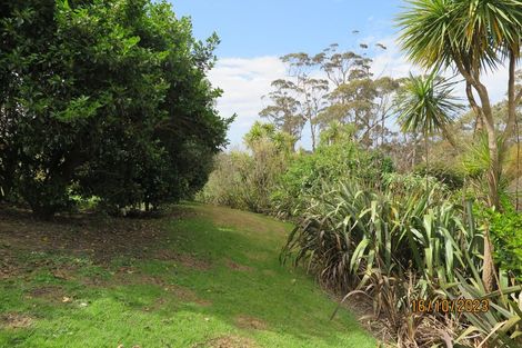 Photo of property in 1/6 Roberts Road, Matakatia, Whangaparaoa, 0930