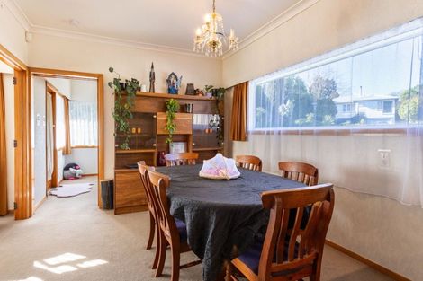 Photo of property in 18 Richardson Street, Woodville, 4920