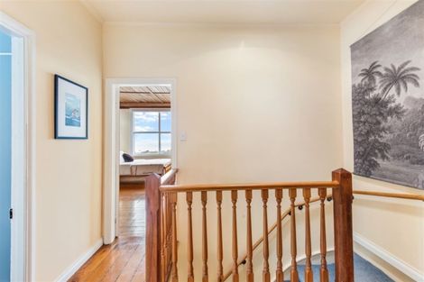 Photo of property in 346 The Esplanade, Island Bay, Wellington, 6023