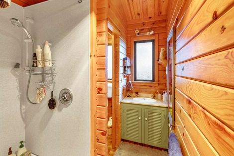 Photo of property in 39 Newburn Street, Waikaia, 9778