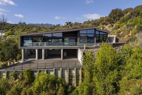 Photo of property in 90 Harbour View Road, Coromandel, 3581
