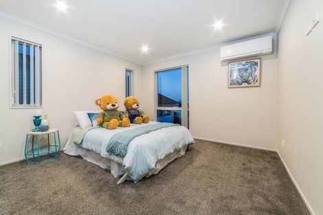 Photo of property in 43 Lockheed Street, Hobsonville, Auckland, 0618