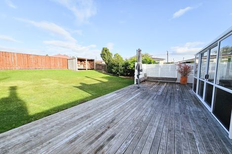 Photo of property in 19 Skerman Street, Marton, 4710