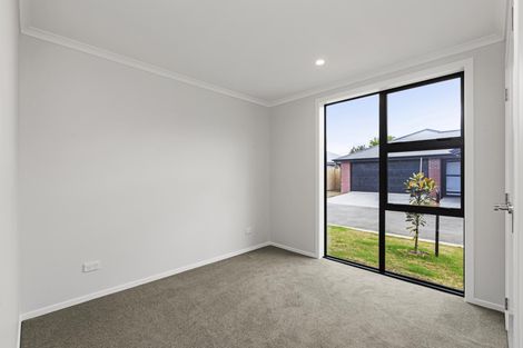 Photo of property in 10 Houpara Place, Papamoa, 3118