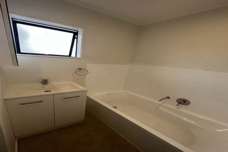 Photo of property in 7 Vera Road, Te Atatu South, Auckland, 0610