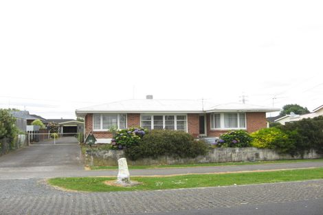 Photo of property in 49 Station Road, Takanini, 2112