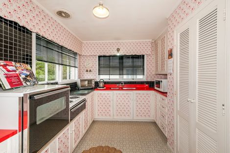 Photo of property in 1/209 Onewa Road, Birkenhead, Auckland, 0626