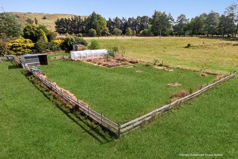 Photo of property in 112 Parkers Road, West Taratahi, Carterton, 5791