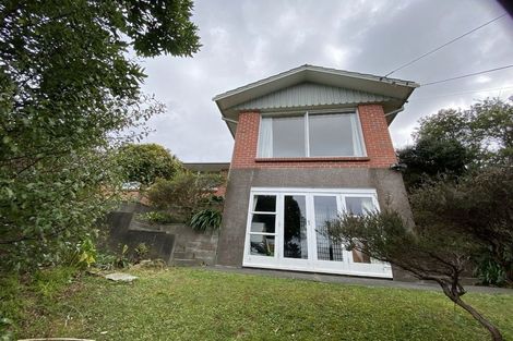 Photo of property in 37 Huntleigh Park Way, Ngaio, Wellington, 6035