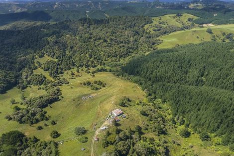 Photo of property in 910 Krippner Road, Puhoi, Silverdale, 0994