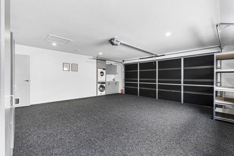 Photo of property in 9 Frederick Place, Whalers Gate, New Plymouth, 4310