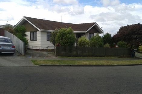 Photo of property in 72 Fraser Drive, Feilding, 4702