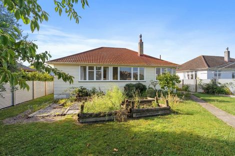 Photo of property in 162 Cole Street, Masterton, 5810