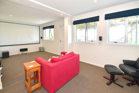Photo of property in 5 Norfolk Road, Stanmore Bay, Whangaparaoa, 0932